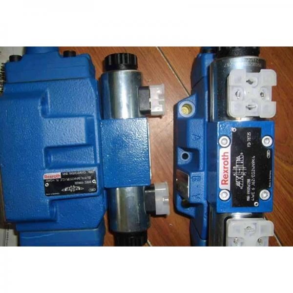 REXROTH 4WE 10 D3X/OFCG24N9K4 R900591664 Directional spool valves #1 image